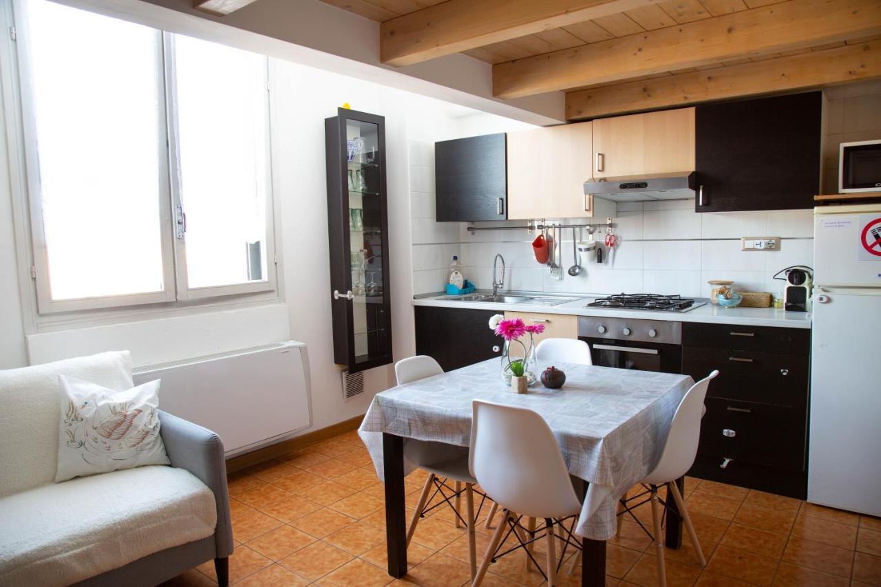 Porta Galliera Apartment โบโลญญา ภายนอก รูปภาพ
